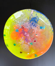 Load image into Gallery viewer, Yellow Me! Large Handmade Resin Bowl
